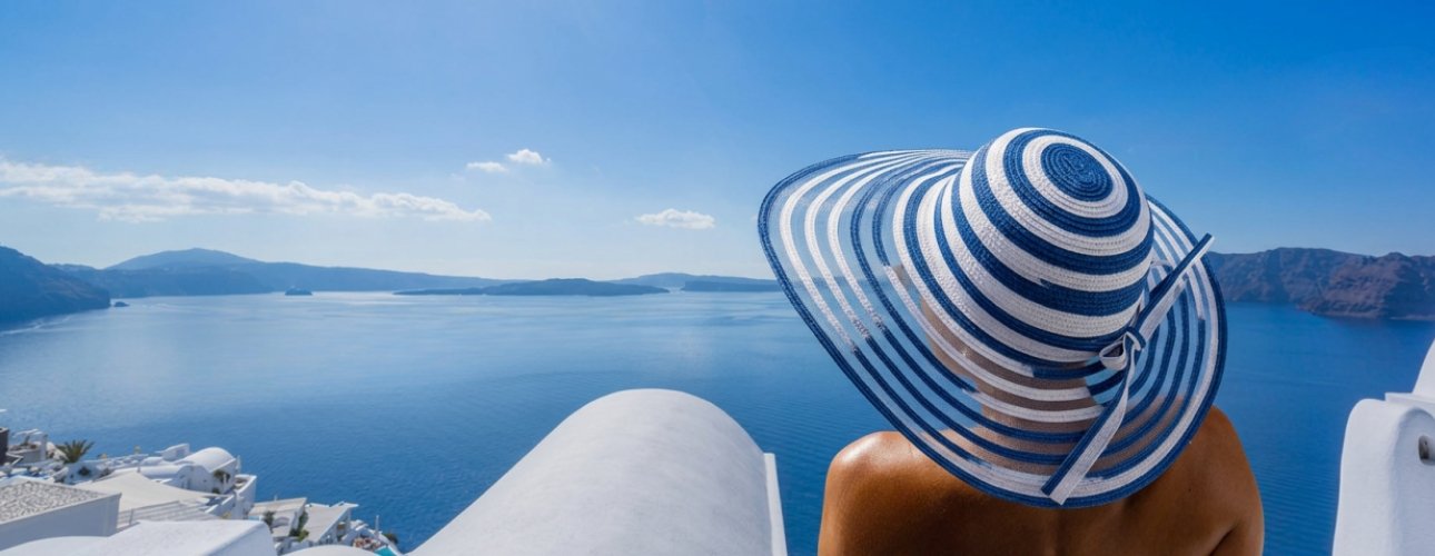 Volcano Elite Tourist Office Santorini Tours & Transfers in Santorini, Greece